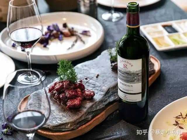 如何挑选一款美味红酒,这有一篇新手友好的选购指南 | 知乎广告营销平台