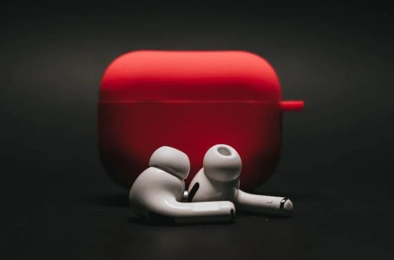 苹果耳机怎么改名字(有关airpods的使用技巧)