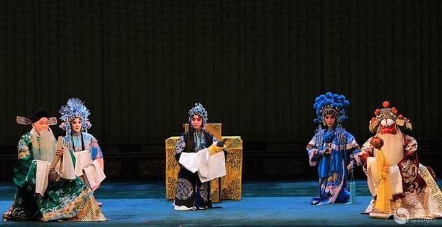 京剧“喜神”藏在大衣箱，更有诸多禁忌，还有一段心酸的传说故事