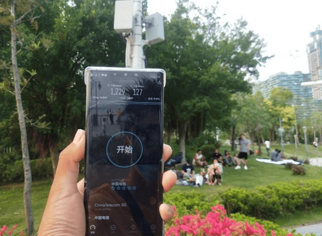 华为推广渠道，Book RRU打造5G City商用宏杆立体组网