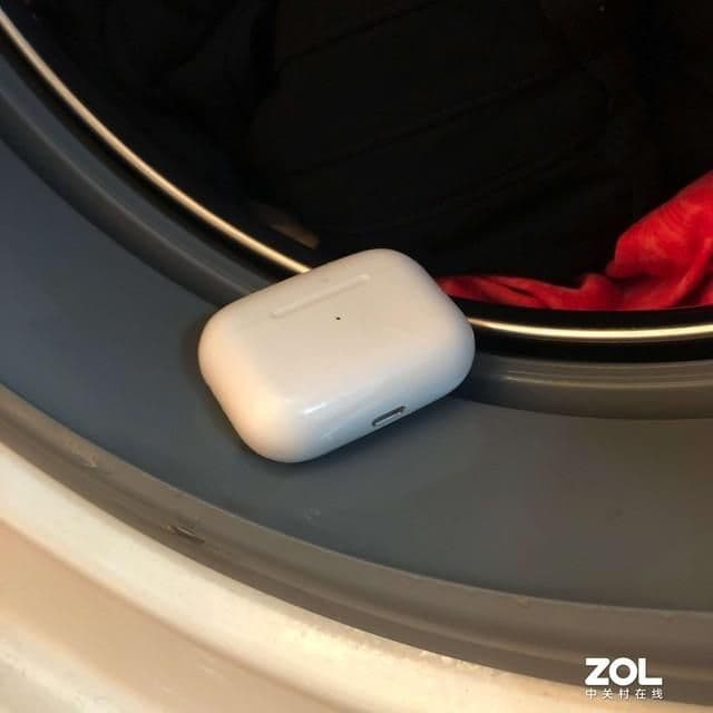 airpodspro充电指示灯不亮（airpodspro指示灯含义图解）