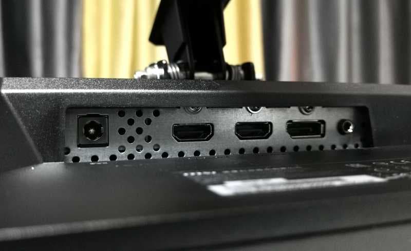 电脑显示器多大尺寸合适（电脑显示器长宽尺寸表了解）