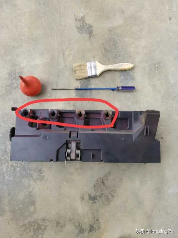 打印机废粉盒已满怎么处理（关于打印机废粉仓清理图解）