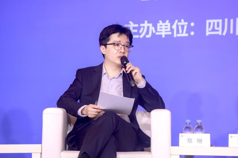 欧阳明高对话电池企业大咖：原材料价格持续上