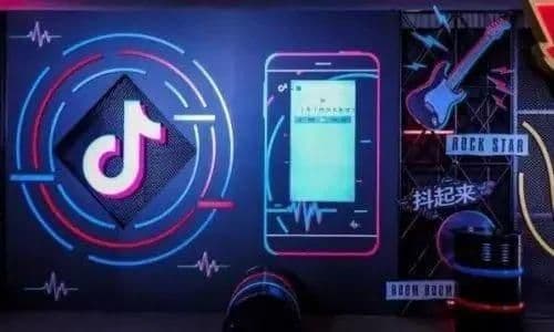 抖音seo关键词排名波动很大，建议忍一下